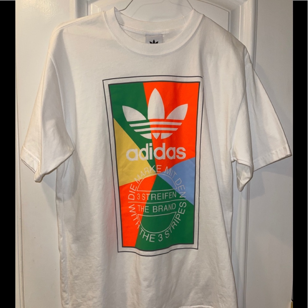ADIDAS T SHIRT